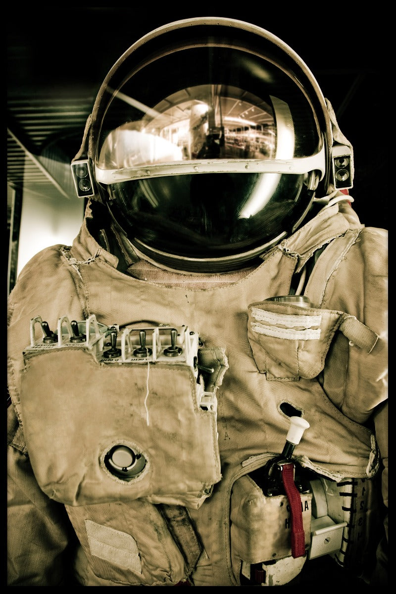 Space Suit juliste
