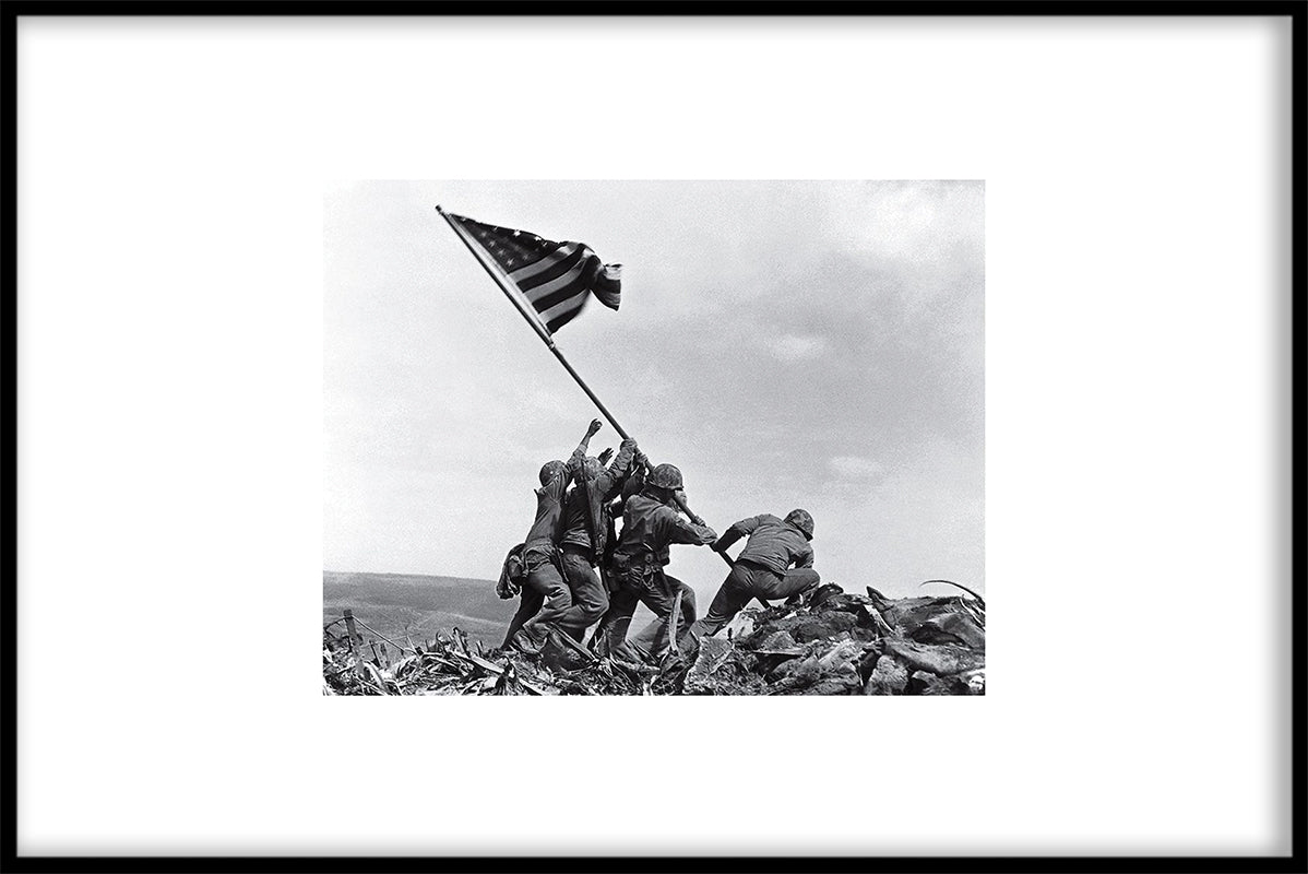 Flag Raising on Iwo Jima juliste