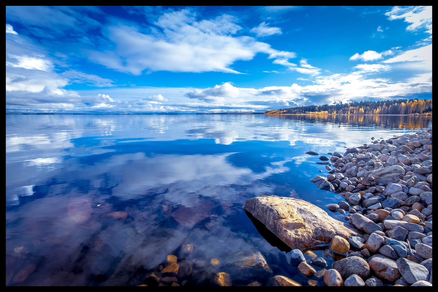 Autumn Lake Kajaani juliste